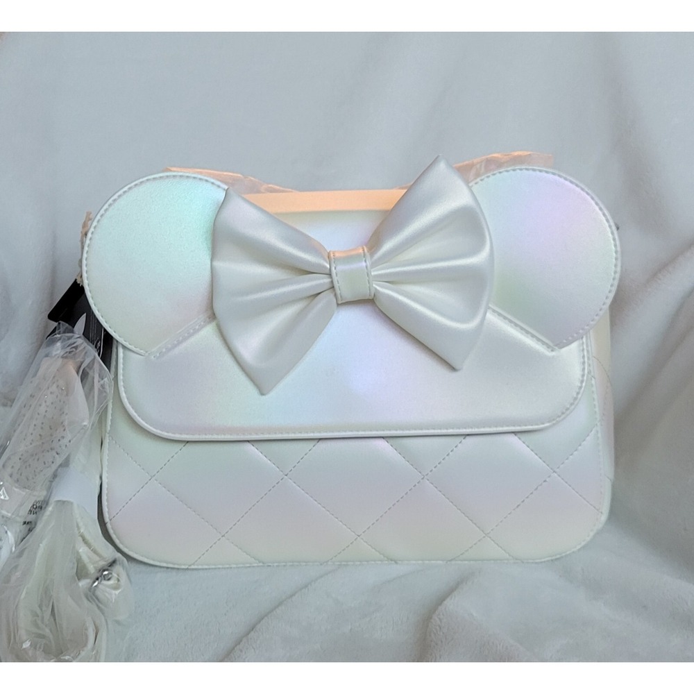Loungefly Disney Minnie Iridescent quilted Wedding Crossbody Bag